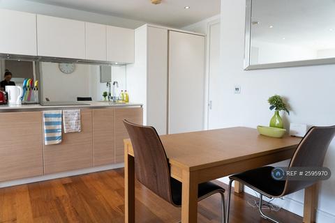 2 bedroom flat to rent, Gunwharf Quays, Portsmouth, PO1