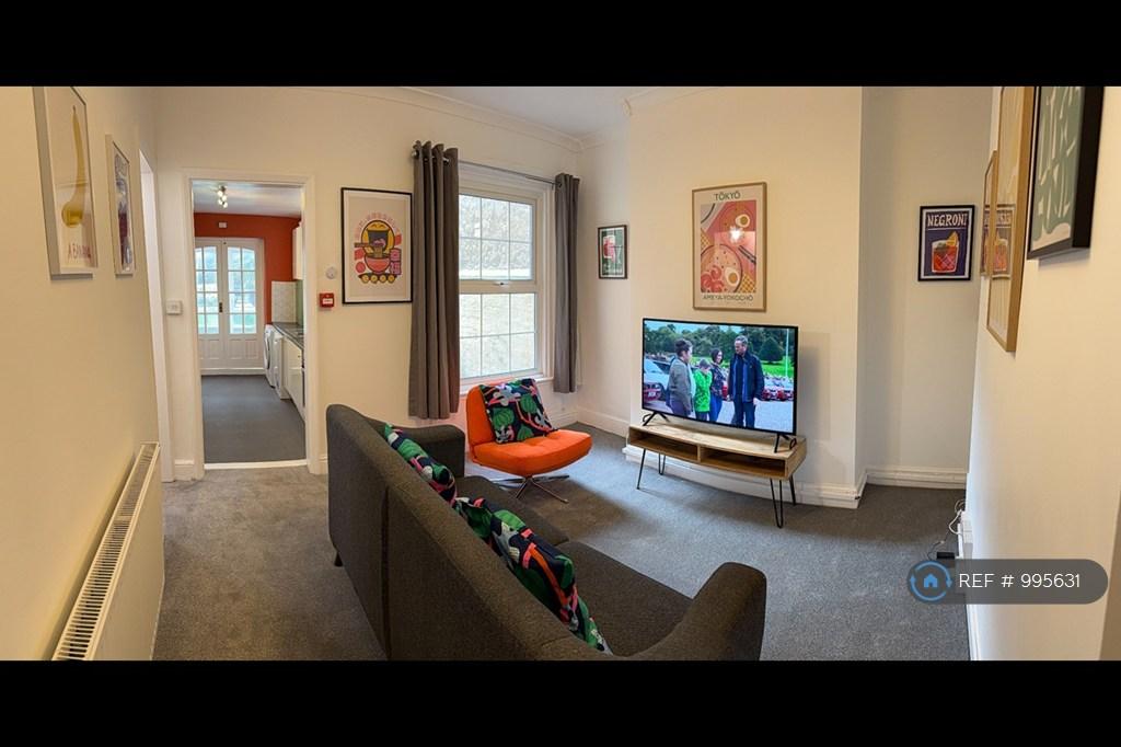 Communal Lounge.