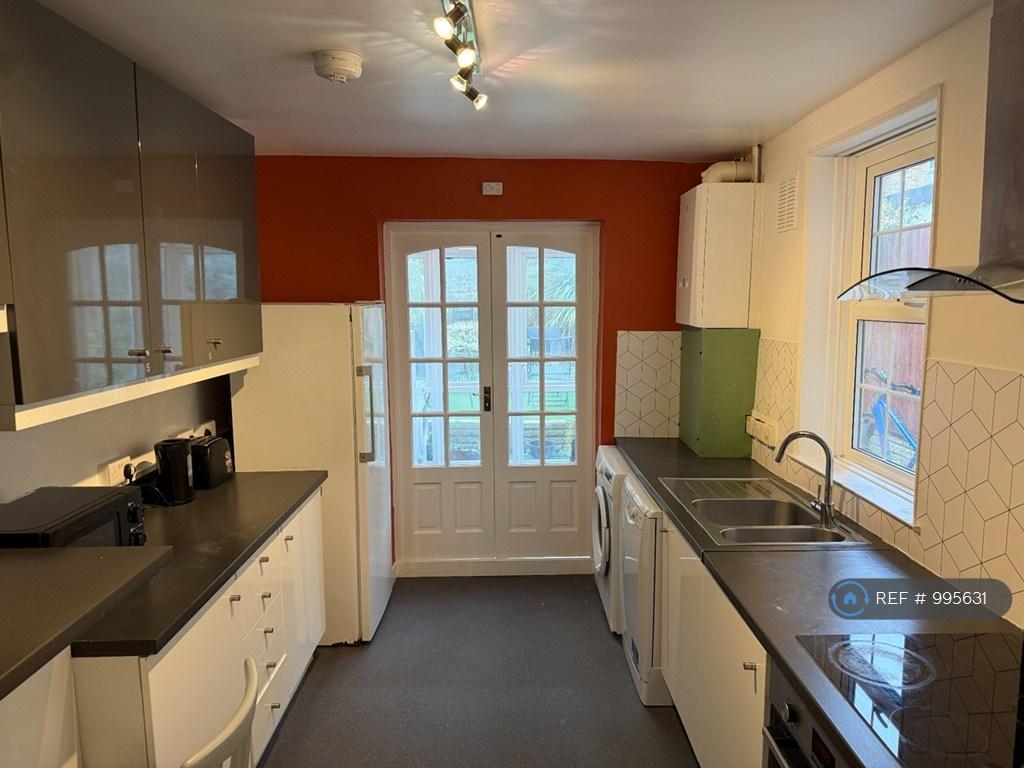 Communal Kitchen