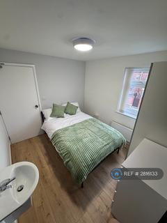 1 bedroom in a house share to rent, Lawn St, Bolton, BL1