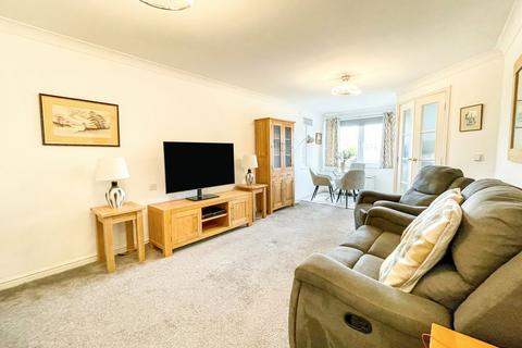 1 bedroom retirement property for sale, Berryfield Court, Bursledon Road, Hedge End, SO30