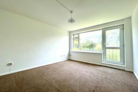 2 bedroom flat to rent, Hulse Road, Southampton, SO15