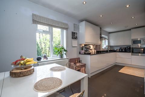 undefined, Cholmeley Park, Highgate Village ,N6