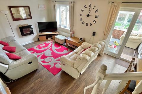 3 bedroom semi-detached house for sale, Skylark Close, Erdington, Birmingham, B23 5GE