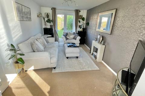 4 bedroom detached house for sale, Jackdaw Road, Erdington, Birmingham B23 5AN