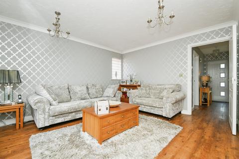 4 bedroom detached house for sale, Clenchwarton Road, West Lynn, King's Lynn