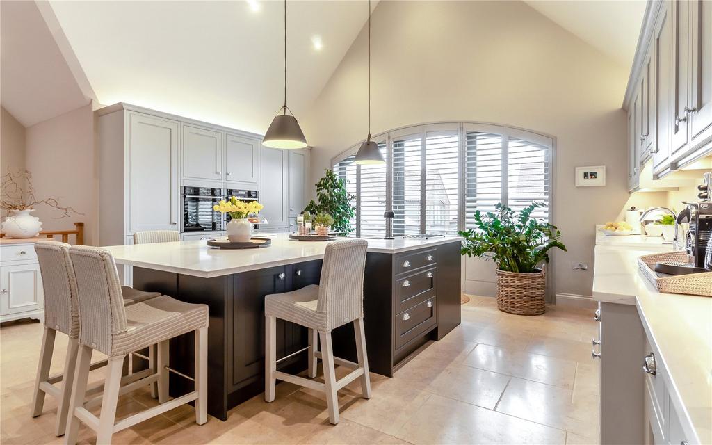 Kitchen/ Breakfast
