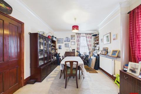 4 bedroom semi-detached house for sale, Podsmead Road, Gloucester GL1