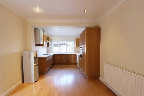 undefined, Downfield, Worcester Park
