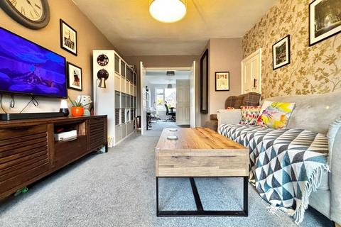 2 bedroom end of terrace house for sale, Castleton Road, Great Barr, Birmingham B42 2RS