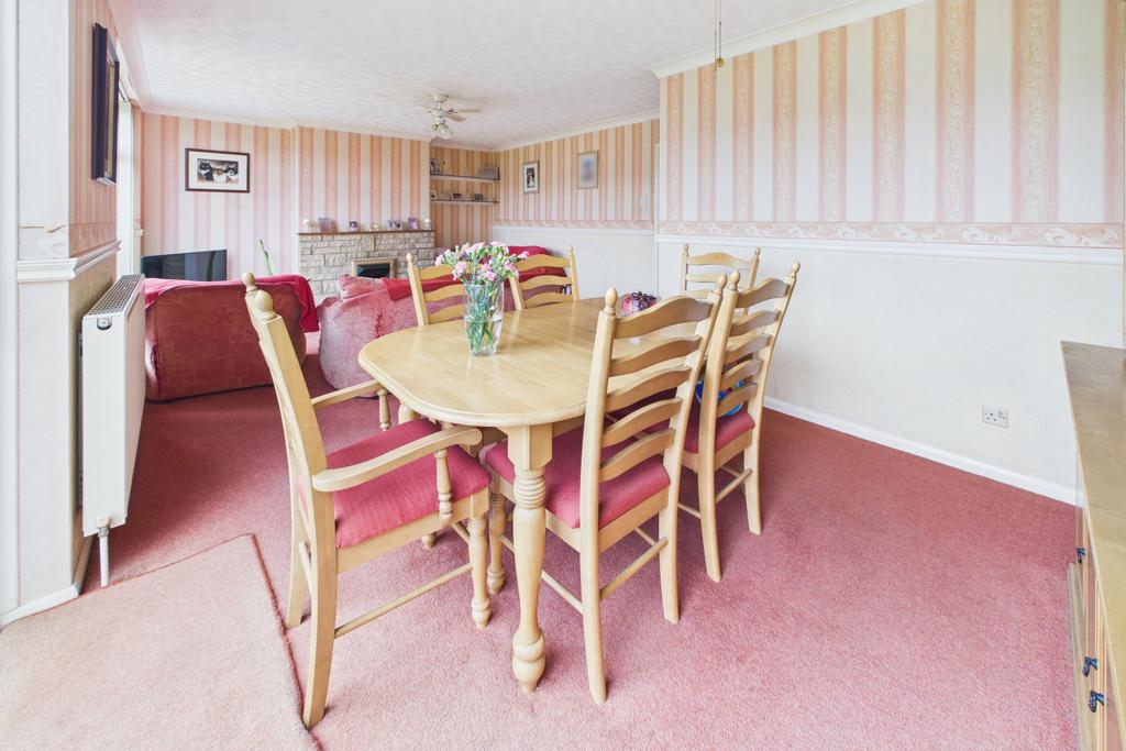 Lounge / Diner