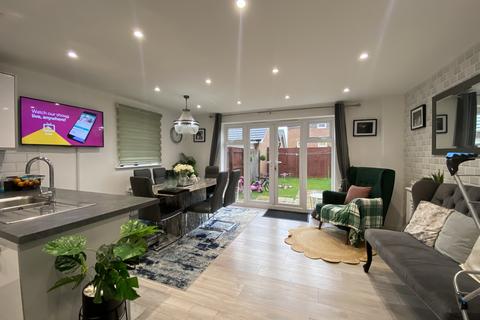4 bedroom house to rent, Mendip Way, CORBY