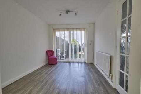 3 bedroom semi-detached house to rent, Quarry Park Road, Exeter