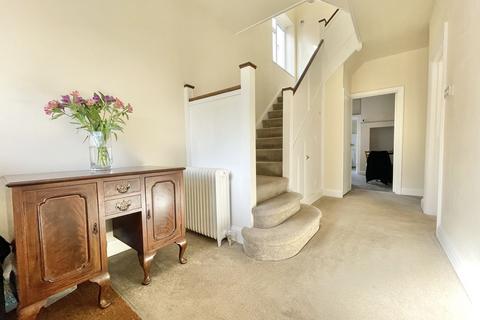 undefined, Raleigh Drive, Esher