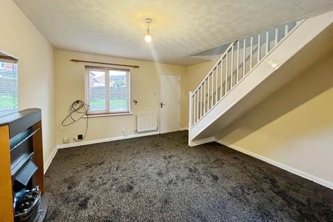 2 bedroom semi-detached house to rent, Calverleigh Close, Middle Hulton, Bolton