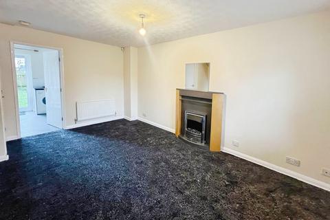 2 bedroom semi-detached house to rent, Calverleigh Close, Middle Hulton, Bolton