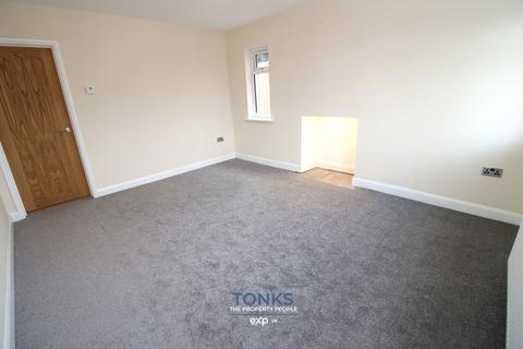 2 bedroom end of terrace house for sale, Hadcroft Road, Stourbridge DY9