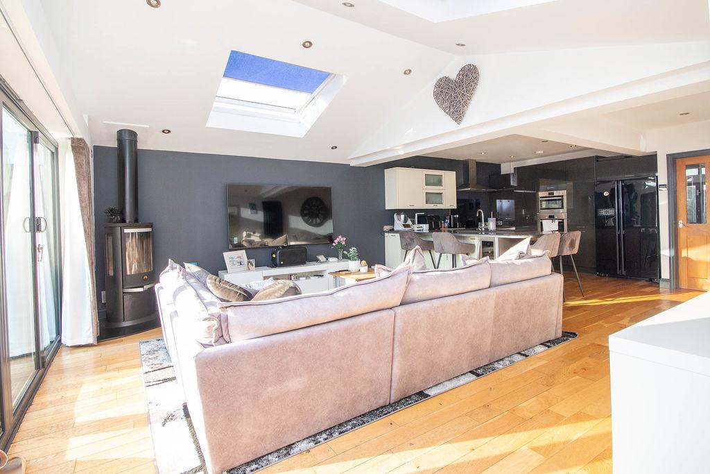 Living Room/ Kitchen