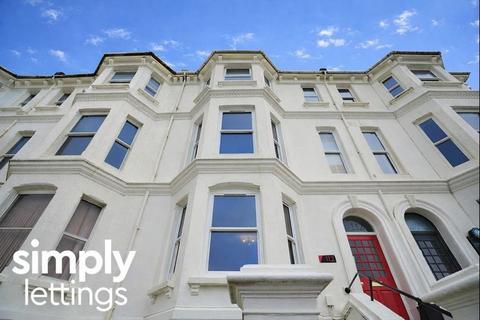 1 bedroom flat to rent, Marine Parade, Worthing
