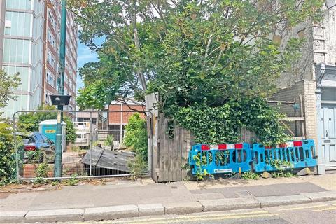 undefined, High Street, CHATHAM