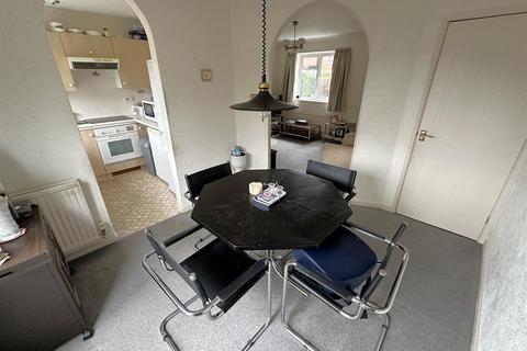 3 bedroom end of terrace house for sale, The Poplars, Chippenham