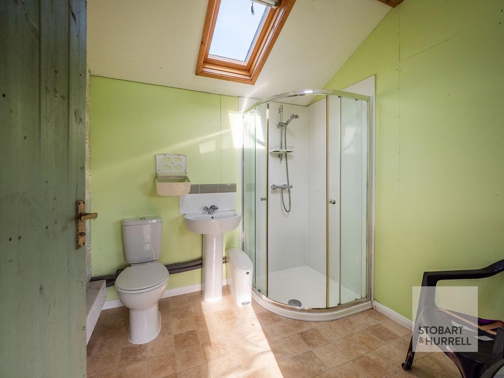 Interior Shower...