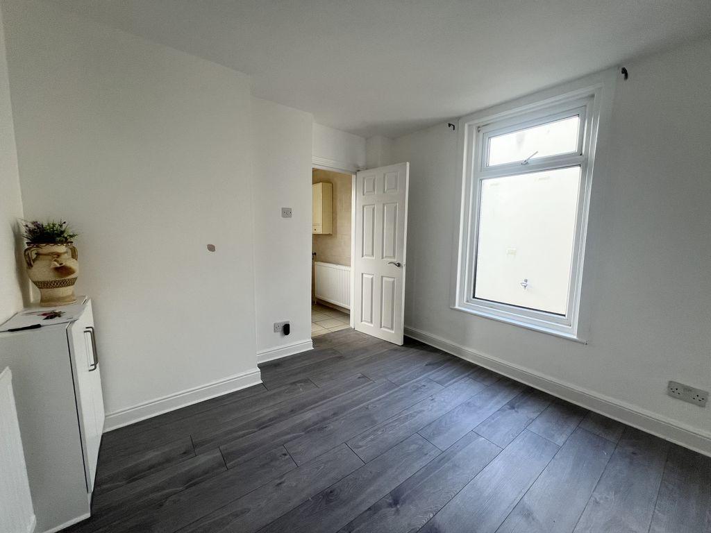 Lounge/Bedroom