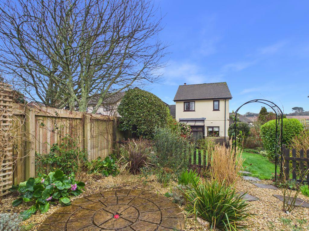Garden and rear...