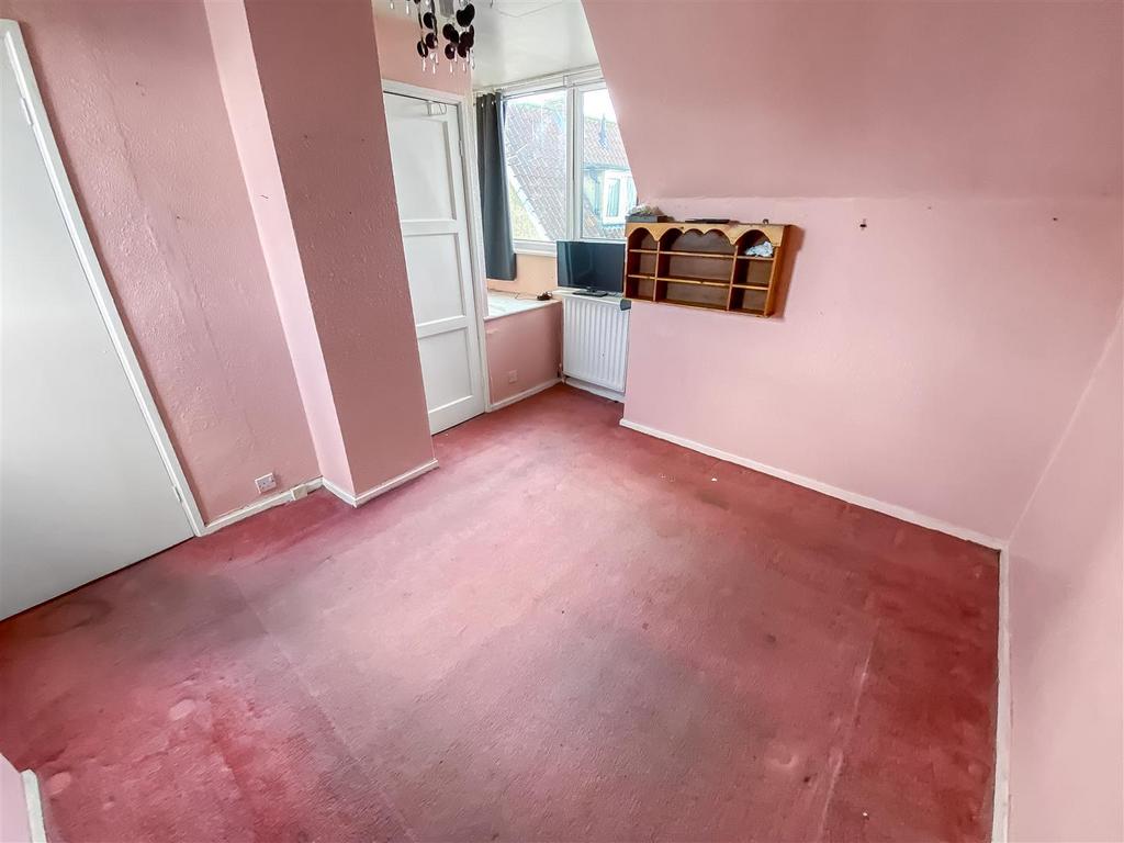Bedroom One.jpg