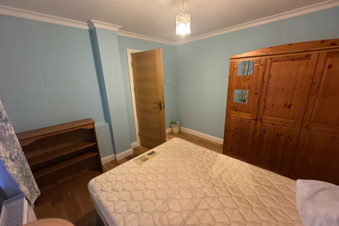 undefined, Roedean Avenue, Enfield EN3