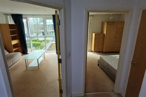 1 bedroom flat for sale, Western Gateway, London
