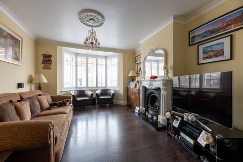 3 bedroom detached house for sale, High Street, Southend-On-Sea