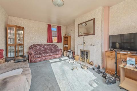 undefined, Park Avenue, Elland