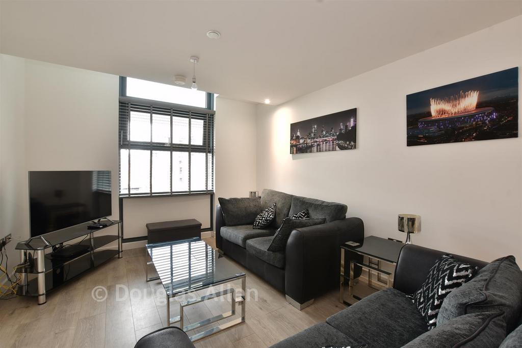 Lounge/Kitchen/ Dining Room