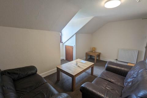 undefined, 86 4/0 (Flat 3) Nethergate, ,