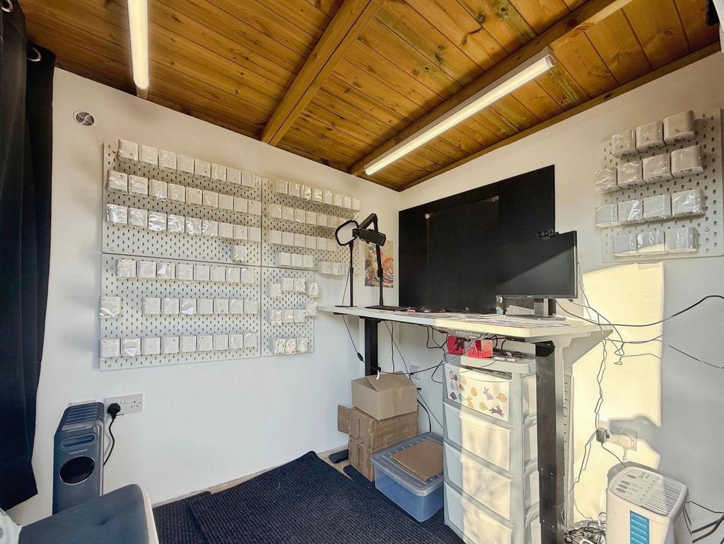 Home Office in Garden