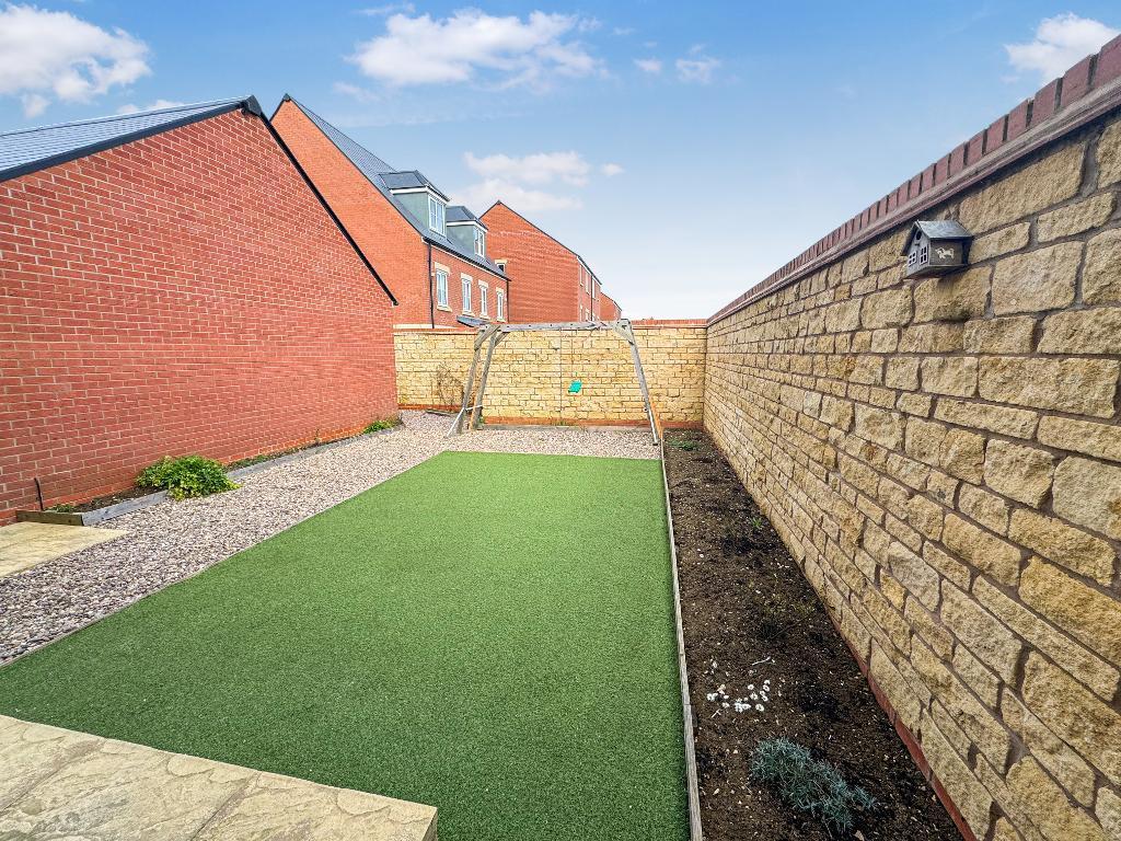 Rear Garden/Garage Side Elevation