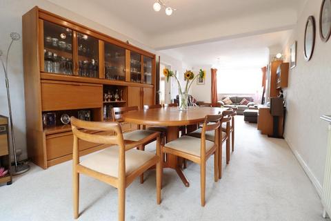 4 bedroom semi-detached house for sale, Edgware HA8