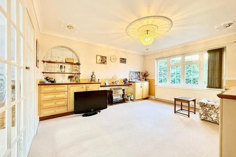 undefined, Old Bedford Road, Luton, Bedfordshire, LU2 7BZ