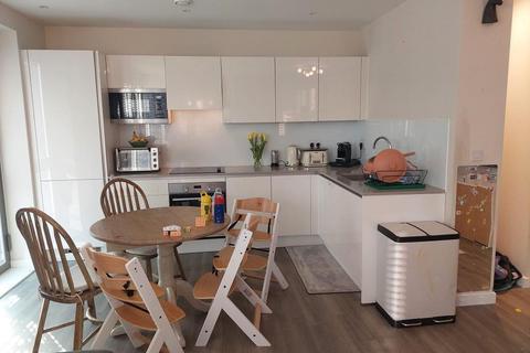 2 bedroom flat to rent - Marathon House, Wembley, London, HA9 0GF