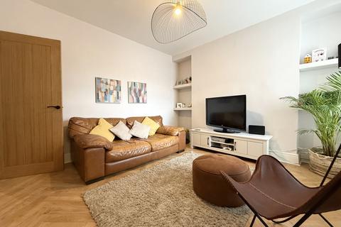 3 bedroom end of terrace house for sale, Mountain Ash, Mountain Ash CF45