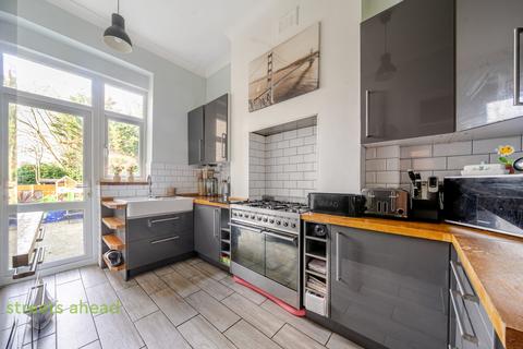 undefined, Woodside Green, London, SE25