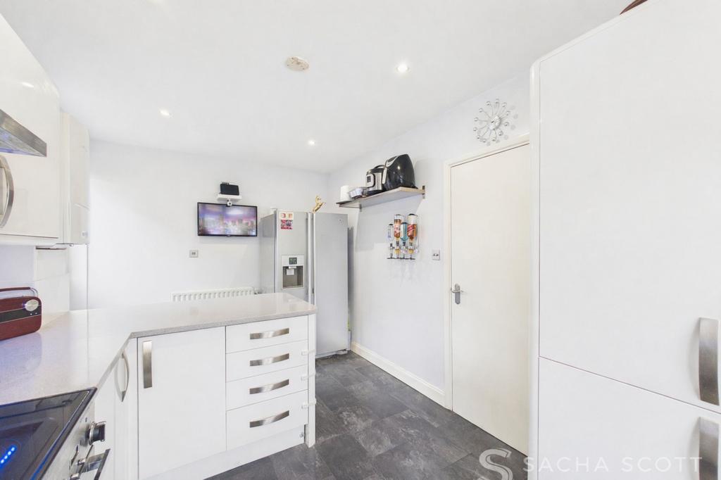Kitchen / Breakfast Room