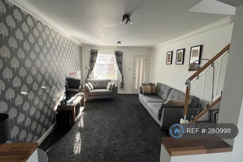 3 bedroom detached house to rent, Holyrood Drive, York, YO30