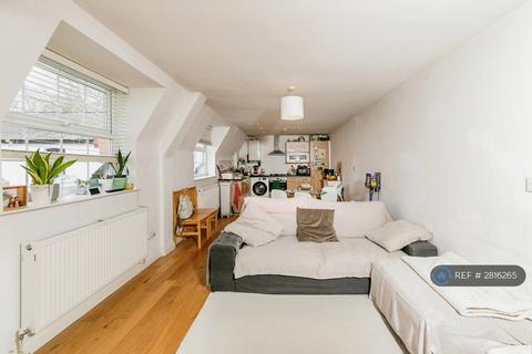 2 bedroom flat to rent, London Road, Reading, RG1