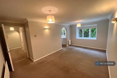 1 bedroom flat to rent, Cherry Court, Pinner, HA5