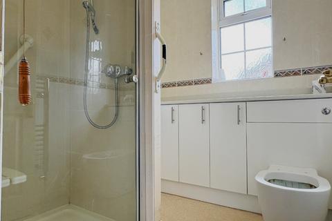 2 bedroom semi-detached house for sale, Selsey Way, Lower Earley, Reading, Berkshire, RG6 4DL