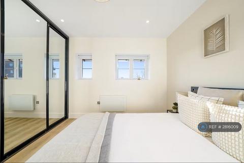 undefined, Beechwood Grove, London, W3