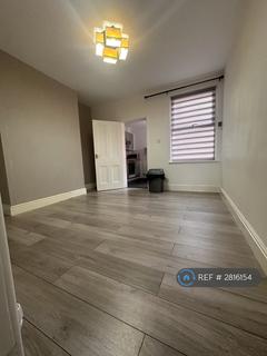 2 bedroom terraced house to rent, Low Town St, Worksop, S80