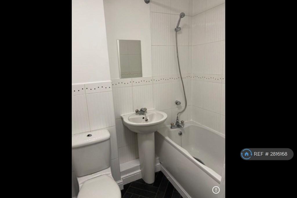 Main Bathroom